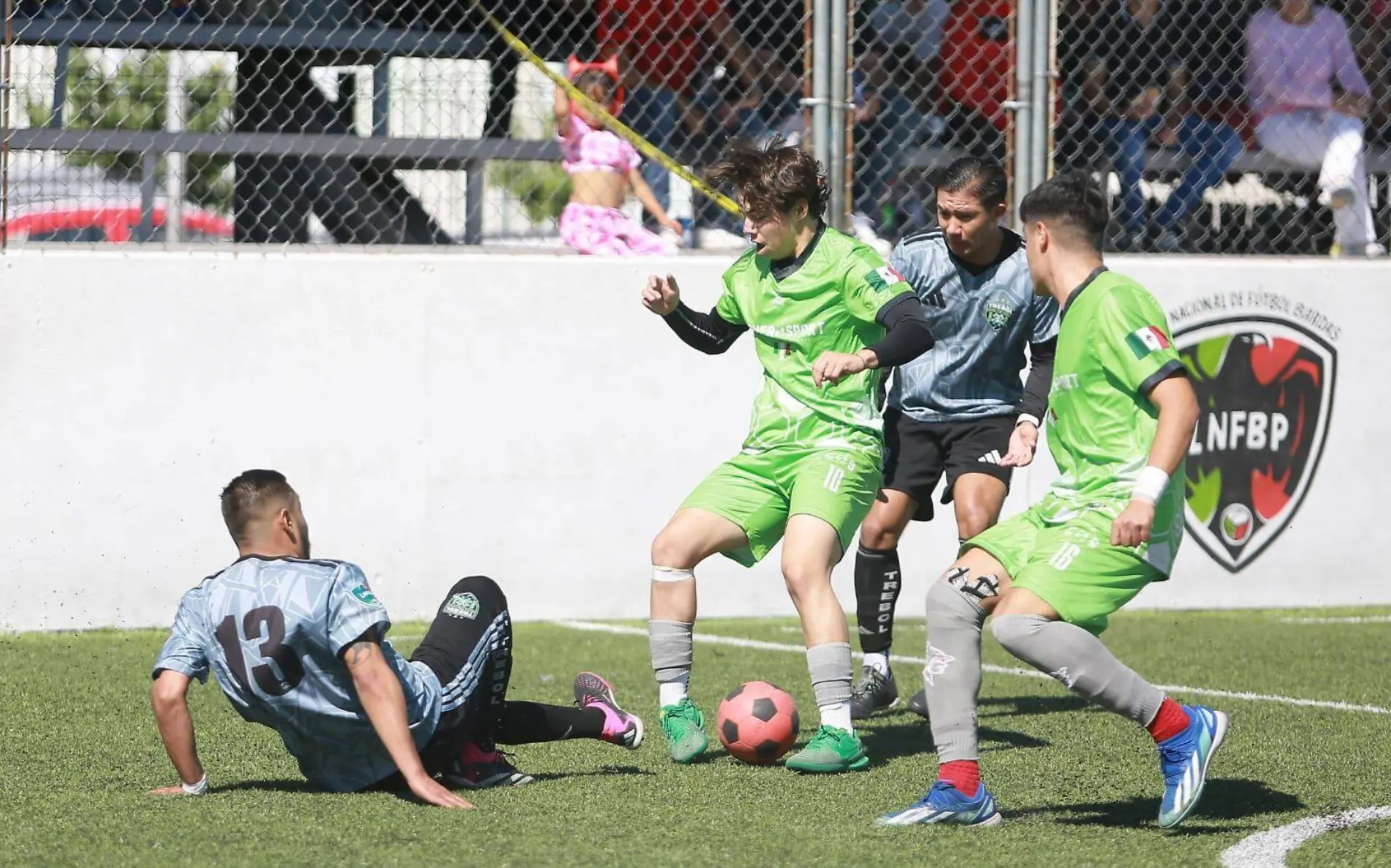 Futbol de bardas